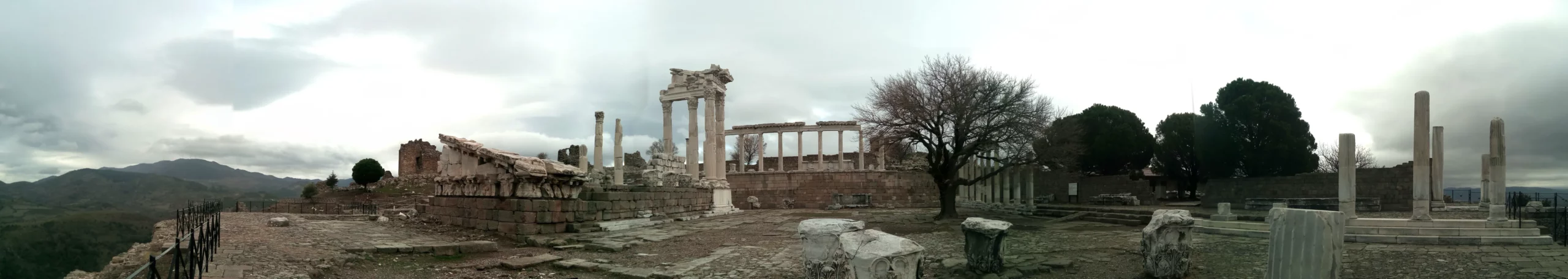 Pergamon 4